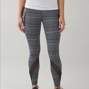 Lululemon gray inspire 7\8 leggings cyber stripe